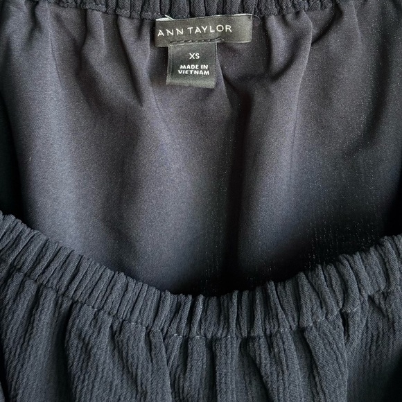 Ann Taylor Navy Cold Shoulder Ruffle Lined Dress Size XS - Picture 4 of 6